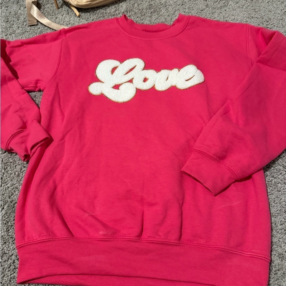 Love (Valentine’s Day) sweatshirt